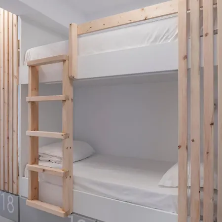 Auberge de jeunesse Bedspot Fira (Santorini)