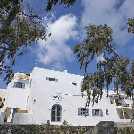 Bedspot Fira (Santorini)