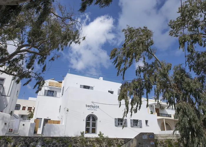 Bedspot Fira (Santorini)