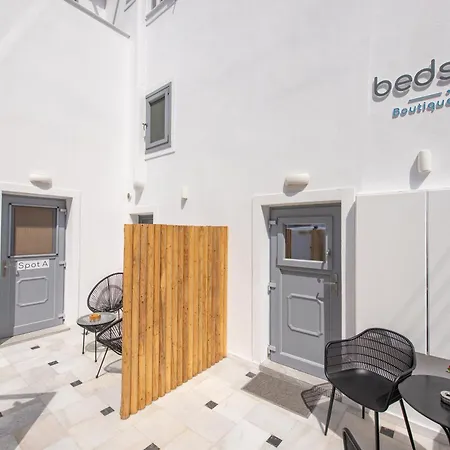 Hostal Bedspot *