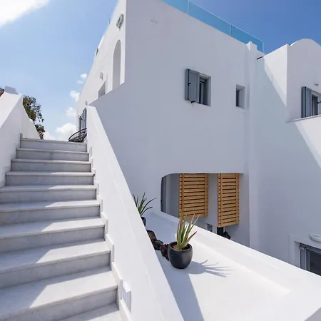 Bedspot Fira (Santorini)