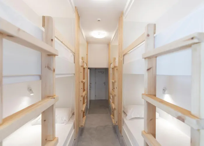 بيت شباب Bedspot