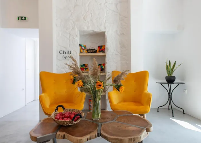 بيت شباب Bedspot ثيرا