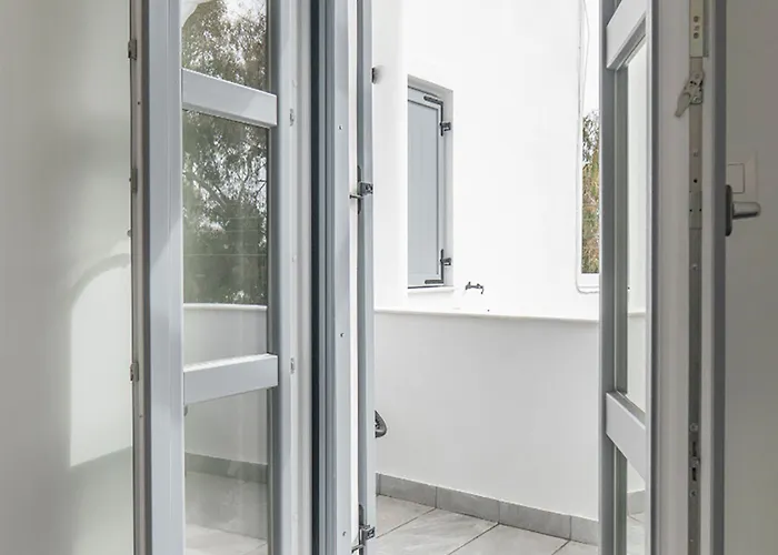 بيت شباب Bedspot ثيرا