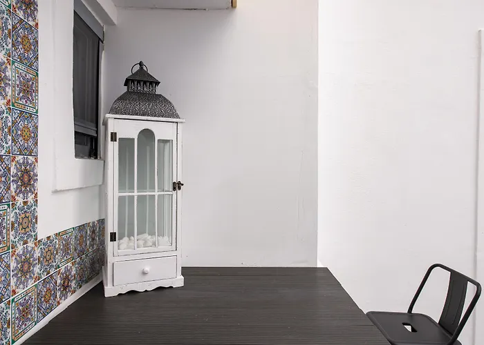 Bedspot بيت شباب ثيرا