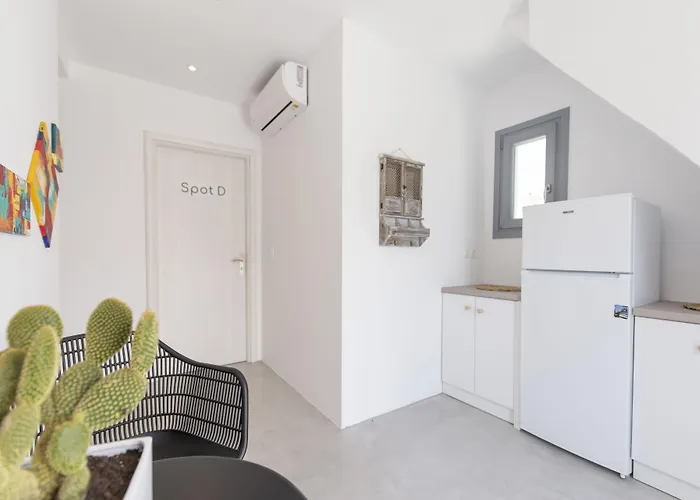 بيت شباب Bedspot ثيرا