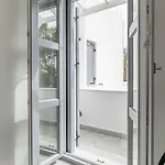 Hostel Bedspot Φηρά
